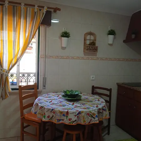 Moradia Meca - Casas Ferias ナザレ
